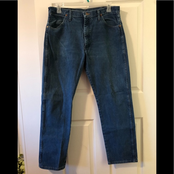 Wrangler Men’s Blue Jeans Size 36 x 32 - Picture 1 of 3